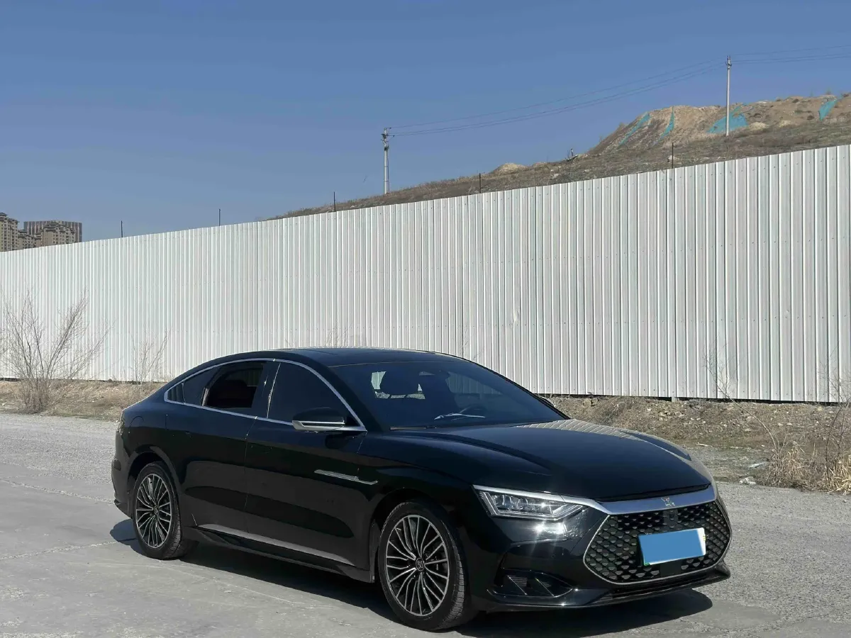 2022 Volkswagen Tiguan L 2.0T 186HP L4 7DCT,autocango,china used car exporter,china ev exporter,chinese used car exporter,chinese used ev exporter