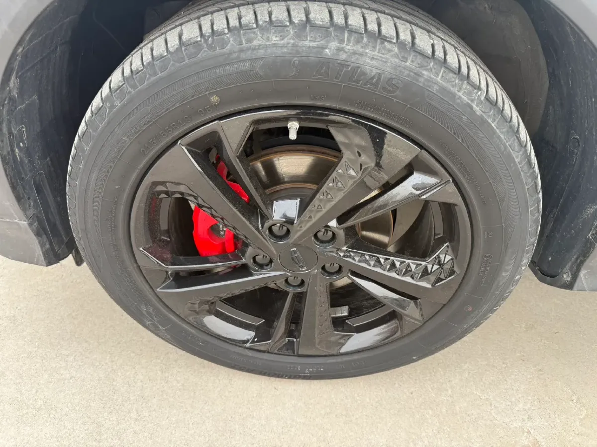 2022 Geely Coolray 1.5T 181HP L4 7DCT,autocango,china used car exporter,china ev exporter,chinese used car exporter,chinese used ev exporter