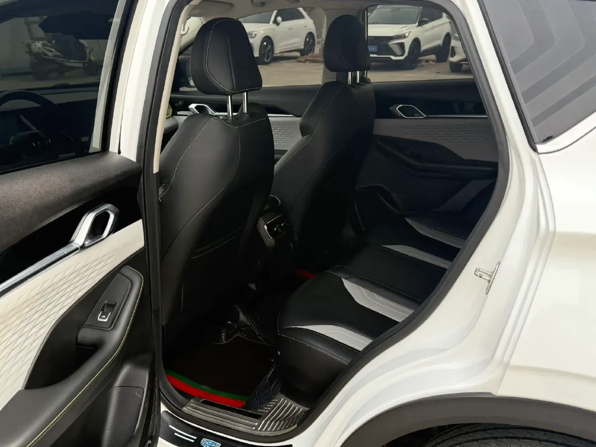 2022 Geely Coolray 1.5T 181HP L4 7DCT,autocango,china used car exporter,china ev exporter,chinese used car exporter,chinese used ev exporter