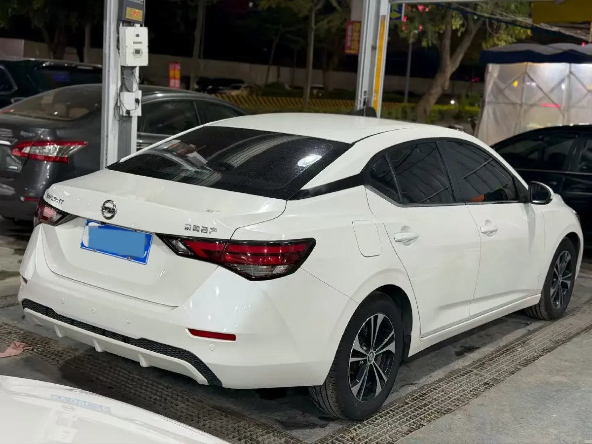 2021 Nissan Sylphy 1.6L 135HP L4 CVT,autocango,china used car exporter,china ev exporter,chinese used car exporter,chinese used ev exporter