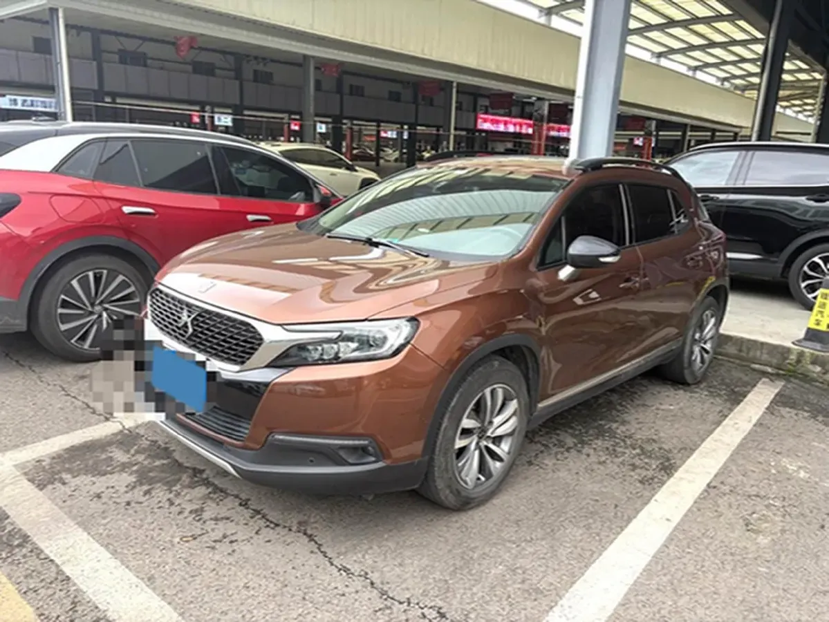 2018 DS 6 1.6T 167HP L4 6AT,autocango,china used car exporter,china ev exporter,chinese used car exporter,chinese used ev exporter