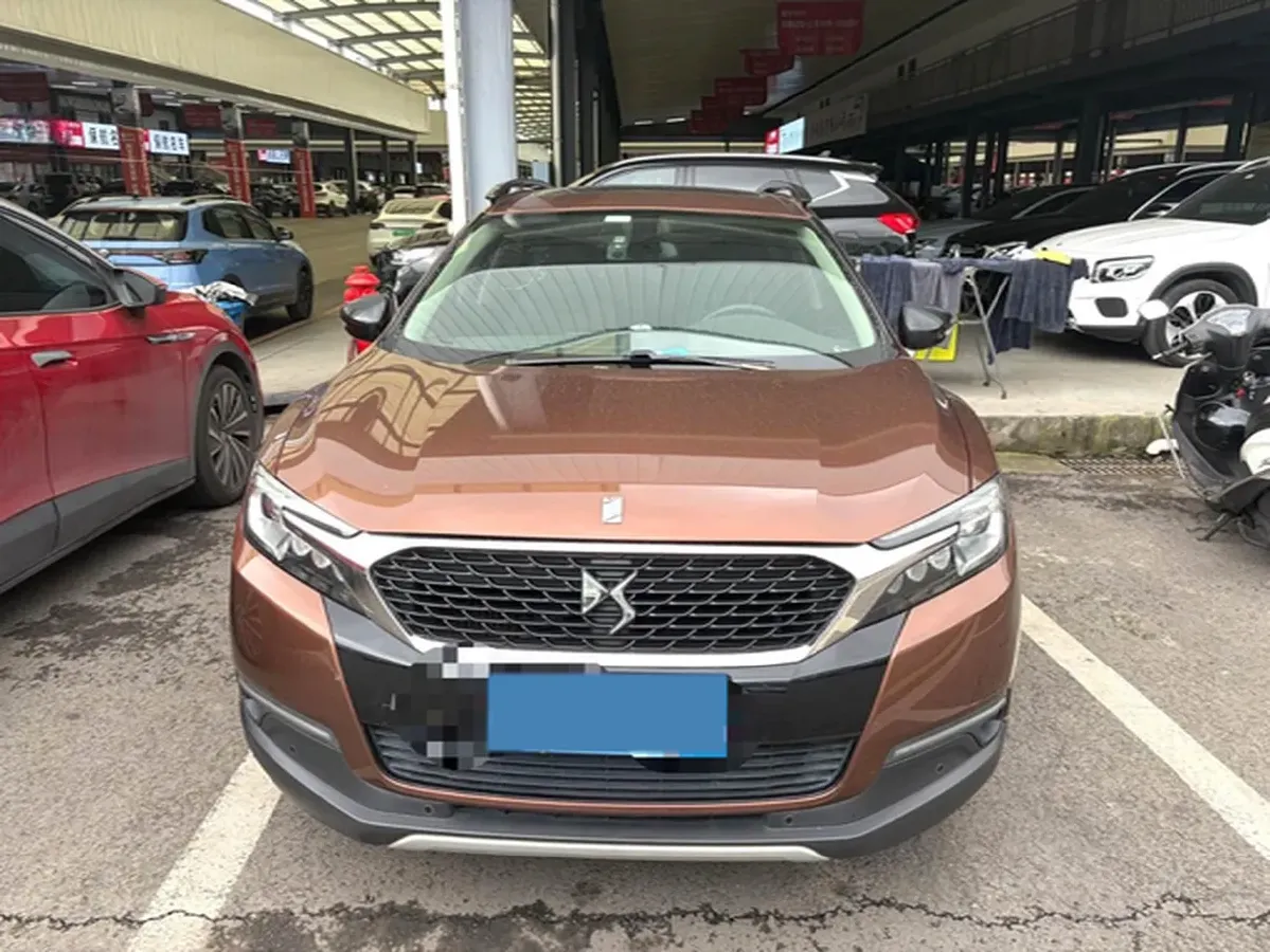 2018 DS 6 1.6T 167HP L4 6AT,autocango,china used car exporter,china ev exporter,chinese used car exporter,chinese used ev exporter