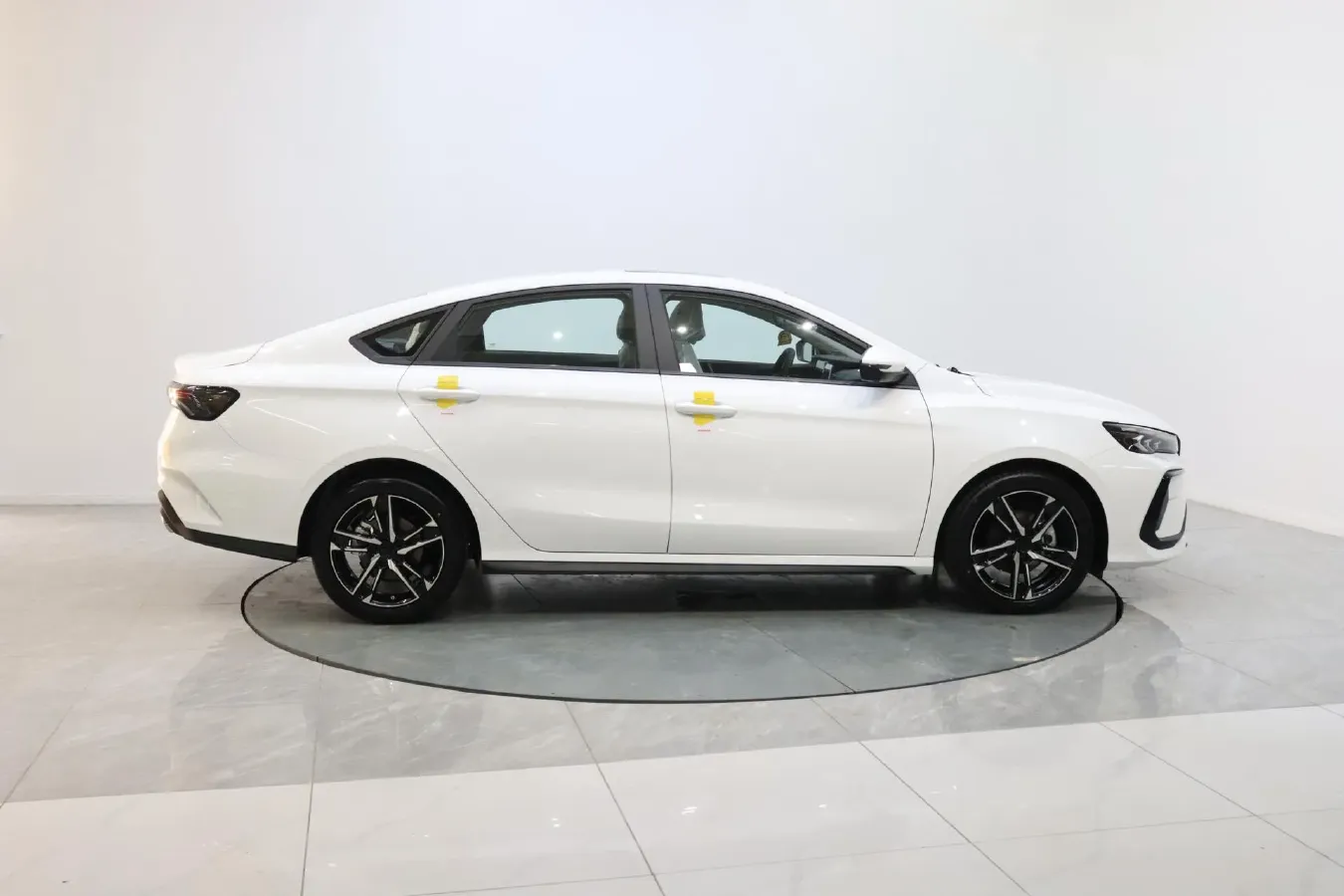 2024 Geely Binray 1.5T 181HP L4 7DCT,autocango,china used car exporter,china ev exporter,chinese used car exporter,chinese used ev exporter