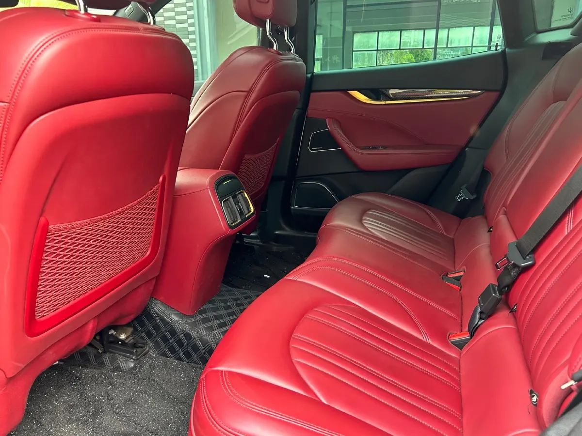 2018 Maserati Levante 3.0T 350HP V6 8AT,autocango,china used car exporter,china ev exporter,chinese used car exporter,chinese used ev exporter