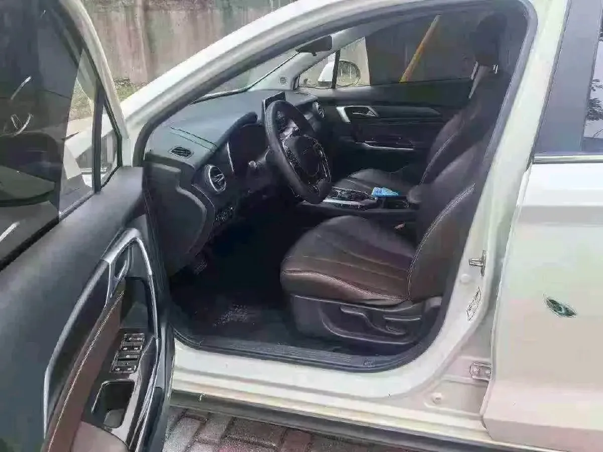 2020 BeiJing Auto EU5 BEV 50.8KWH,autocango,china used car exporter,china ev exporter,chinese used car exporter,chinese used ev exporter