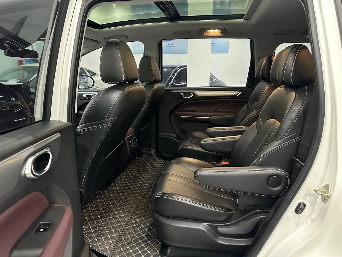 2021 GAC Trumpchi M6 1.5T 169HP L4 7DCT,autocango,china used car exporter,china ev exporter,chinese used car exporter,chinese used ev exporter