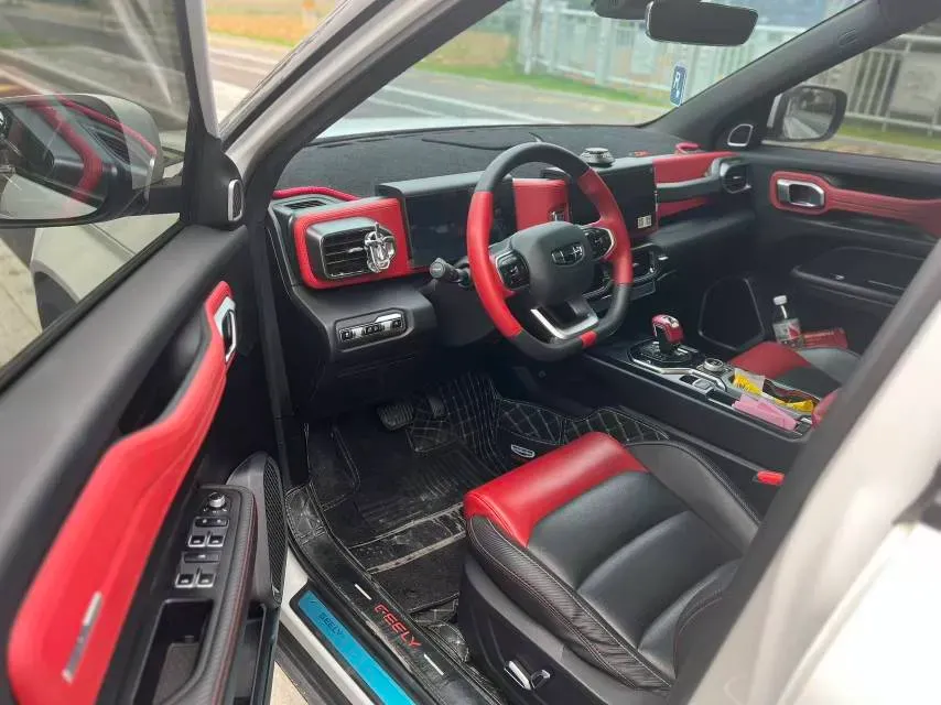 2020 Geely ICON 1.5T 177HP L3 7DCT,autocango,china used car exporter,china ev exporter,chinese used car exporter,chinese used ev exporter