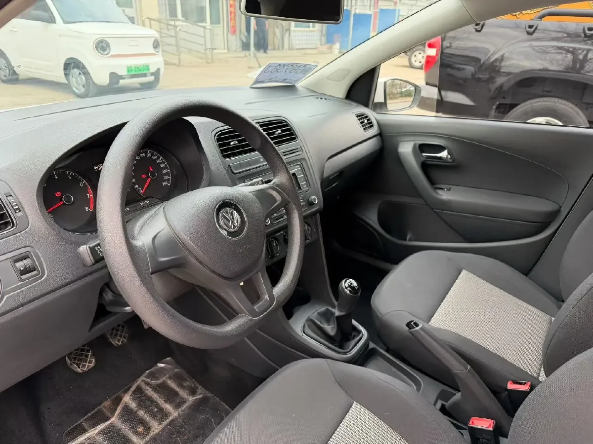 2014 Chery Tiggo 3 1.6L 126HP L4 5MT,autocango,china used car exporter,china ev exporter,chinese used car exporter,chinese used ev exporter