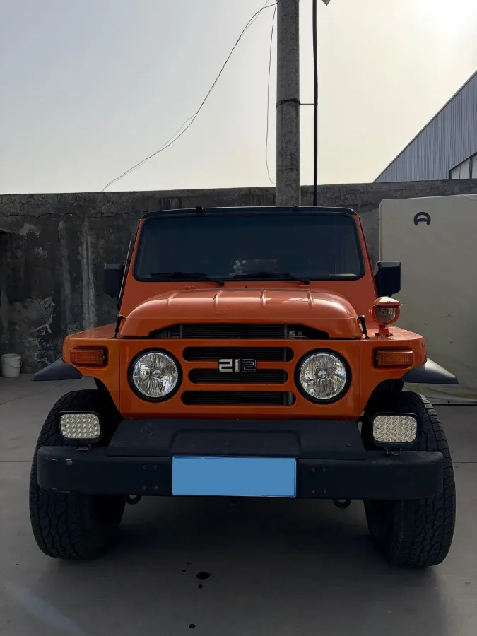 2023 BAW 212 2.4T 211HP L4 6MT,autocango,china used car exporter,china ev exporter,chinese used car exporter,chinese used ev exporter