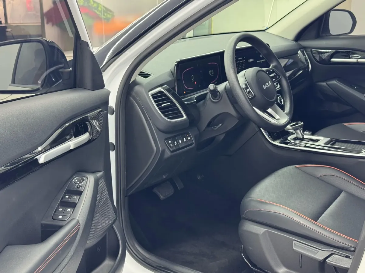 2023 Kia Seltos 1.5L 115HP L4 CVT,autocango,china used car exporter,china ev exporter,chinese used car exporter,chinese used ev exporter