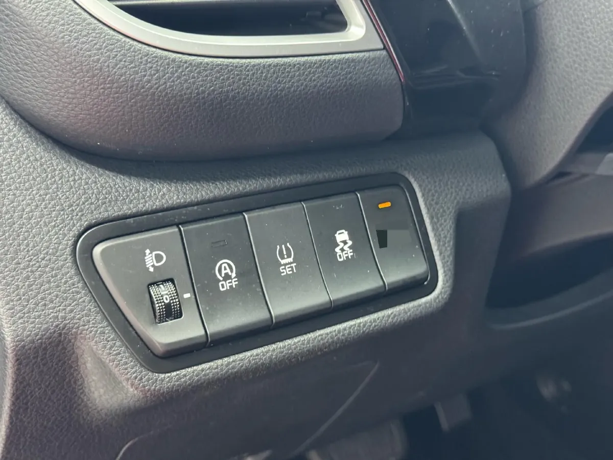 2023 Kia Seltos 1.5L 115HP L4 CVT,autocango,china used car exporter,china ev exporter,chinese used car exporter,chinese used ev exporter