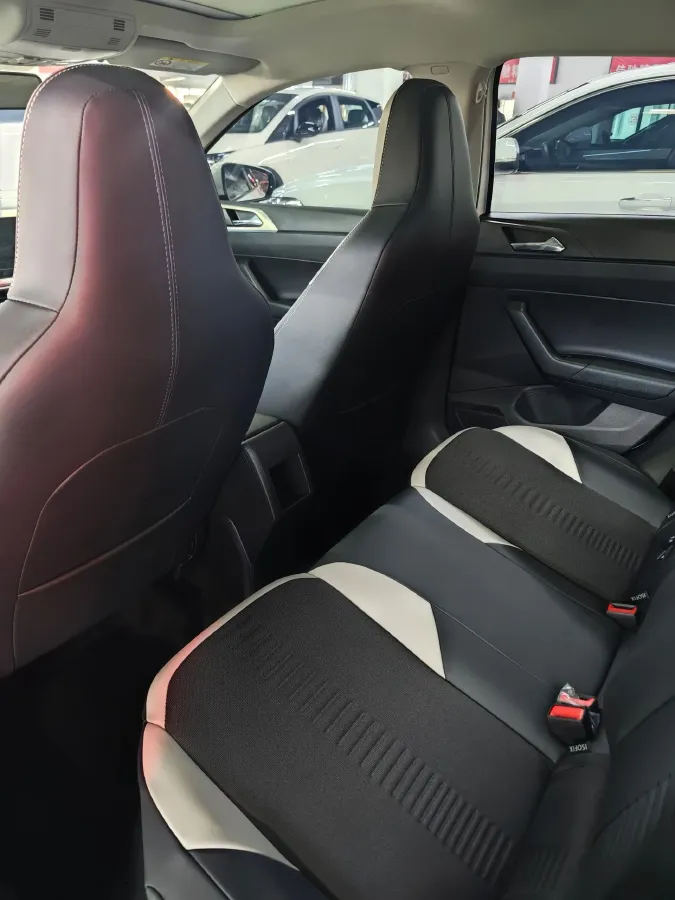 2023 Volkswagen Polo 1.5L 113HP L4 6AT,autocango,china used car exporter,china ev exporter,chinese used car exporter,chinese used ev exporter