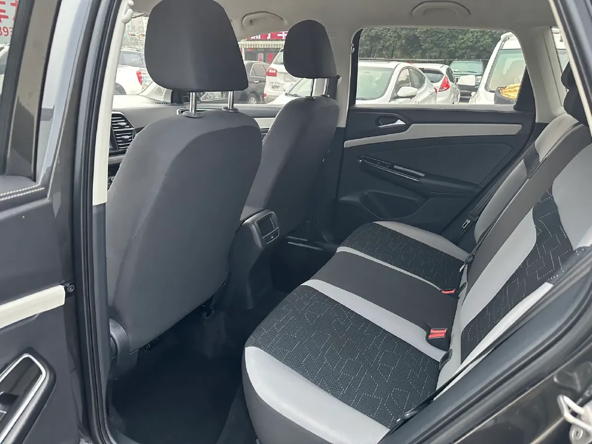 2022 Jetta VS5 1.4T 150HP L4 5MT,autocango,china used car exporter,china ev exporter,chinese used car exporter,chinese used ev exporter