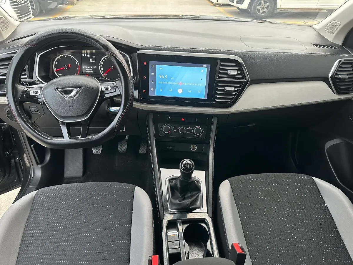 2022 Jetta VS5 1.4T 150HP L4 5MT,autocango,china used car exporter,china ev exporter,chinese used car exporter,chinese used ev exporter