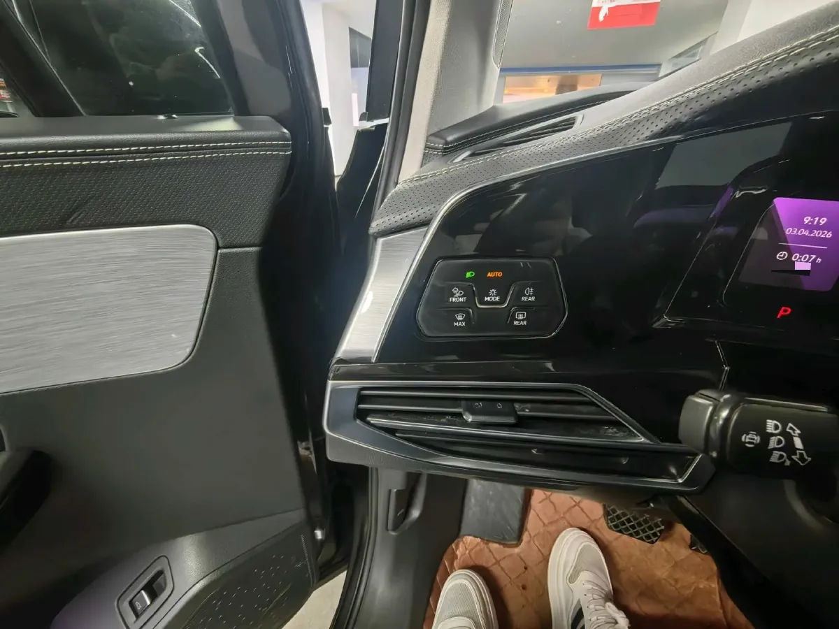 2021 Volkswagen Talagon 2.0T 220HP L4 7DCT,autocango,china used car exporter,china ev exporter,chinese used car exporter,chinese used ev exporter