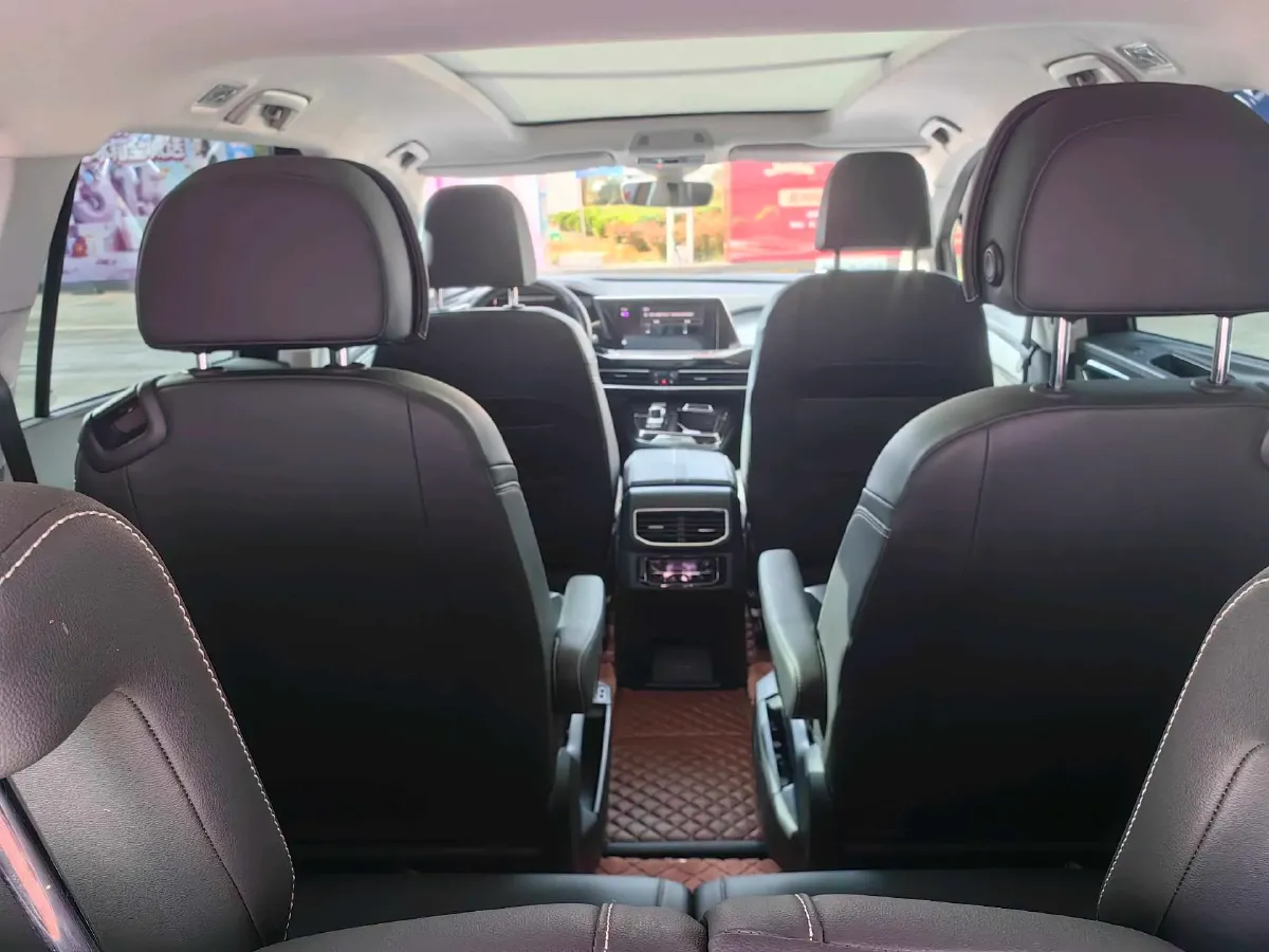 2021 Volkswagen Talagon 2.0T 220HP L4 7DCT,autocango,china used car exporter,china ev exporter,chinese used car exporter,chinese used ev exporter