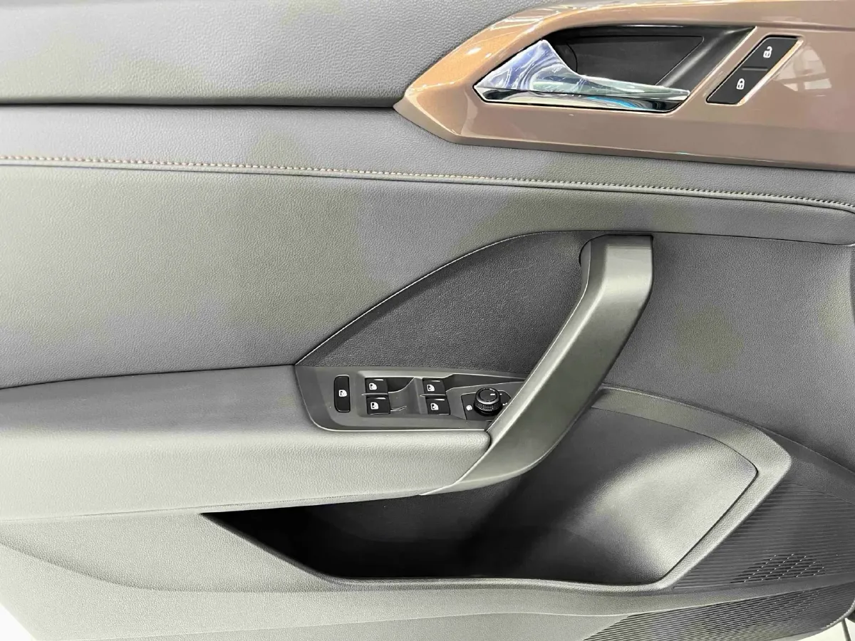 2022 Volkswagen Tharu 1.4T 150HP L4 7DCT,autocango,china used car exporter,china ev exporter,chinese used car exporter,chinese used ev exporter