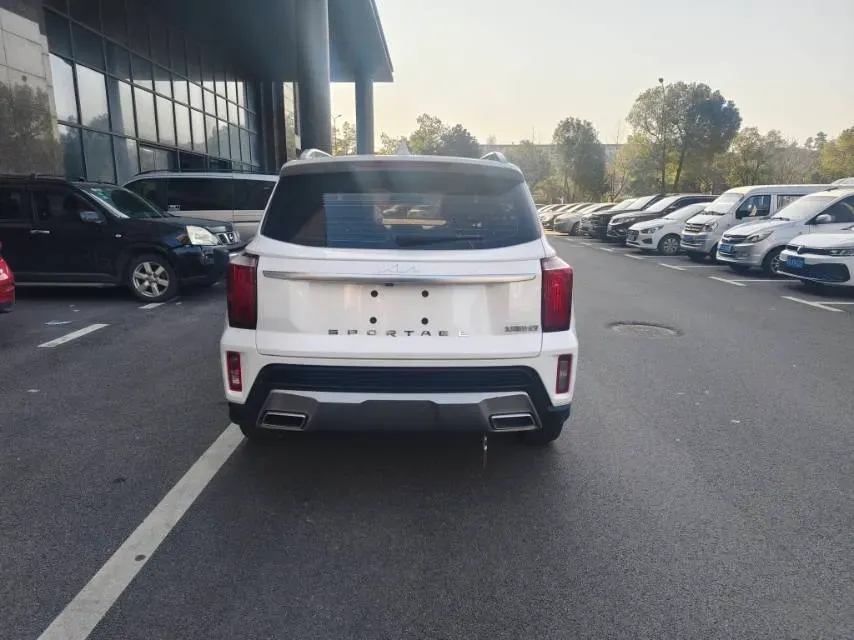 2021 Kia Sportage R 2.0L 161HP L4 6AT,autocango,china used car exporter,china ev exporter,chinese used car exporter,chinese used ev exporter