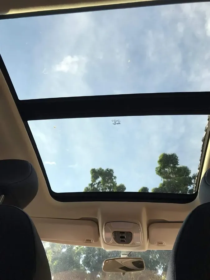 2017 Zotye T300 1.5L 112HP L4 5MT,autocango,china used car exporter,china ev exporter,chinese used car exporter,chinese used ev exporter