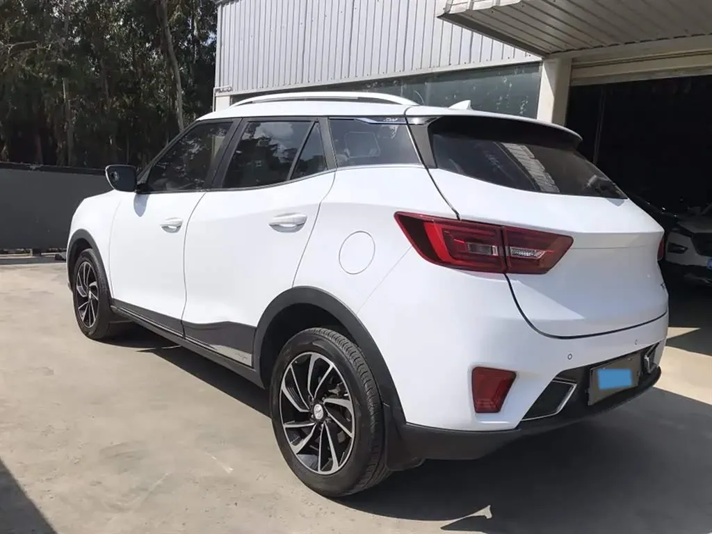 2017 Zotye T300 1.5L 112HP L4 5MT,autocango,china used car exporter,china ev exporter,chinese used car exporter,chinese used ev exporter