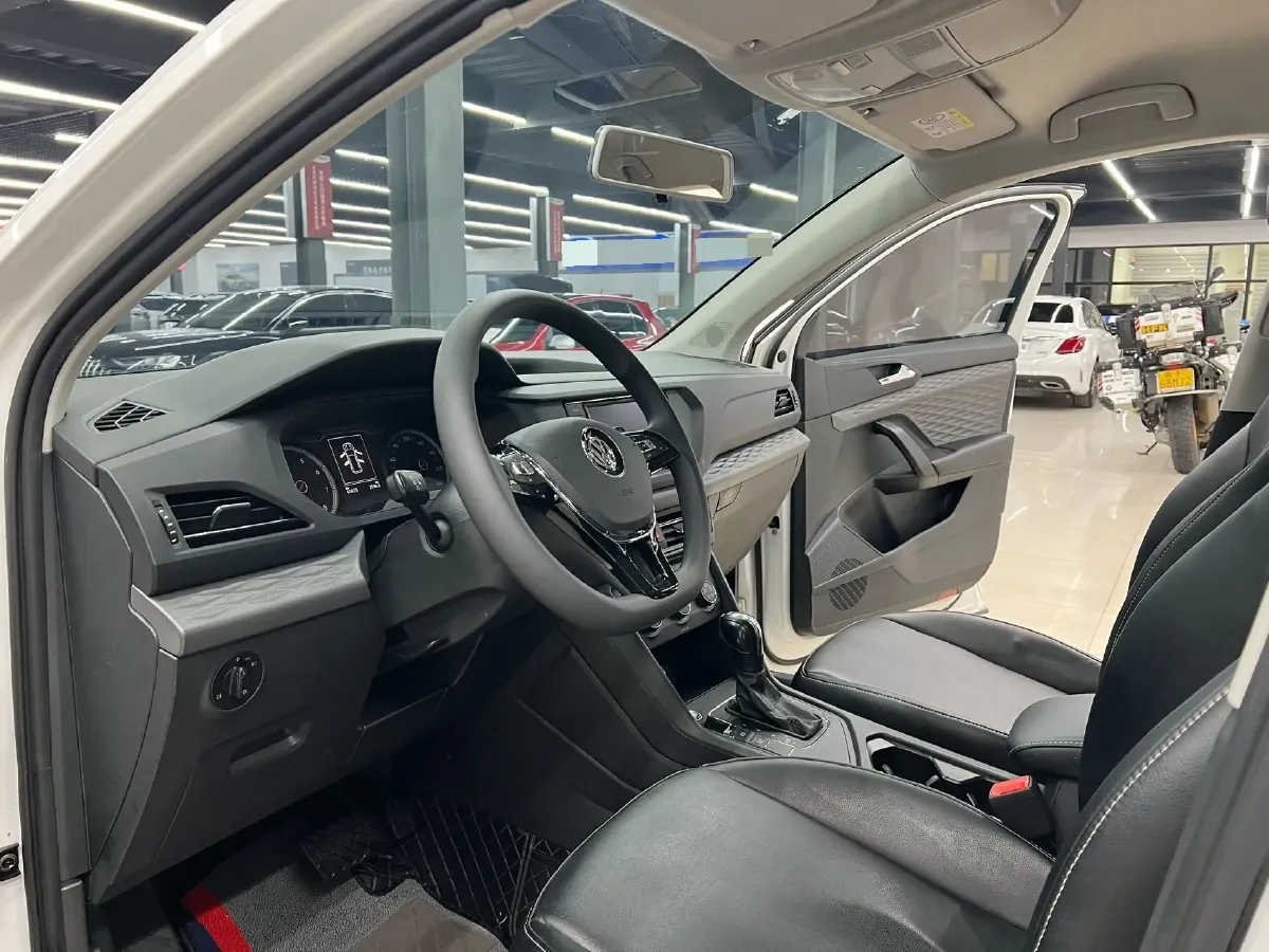 2020 Volkswagen Tharu 1.4T 150HP L4 7DCT,autocango,china used car exporter,china ev exporter,chinese used car exporter,chinese used ev exporter