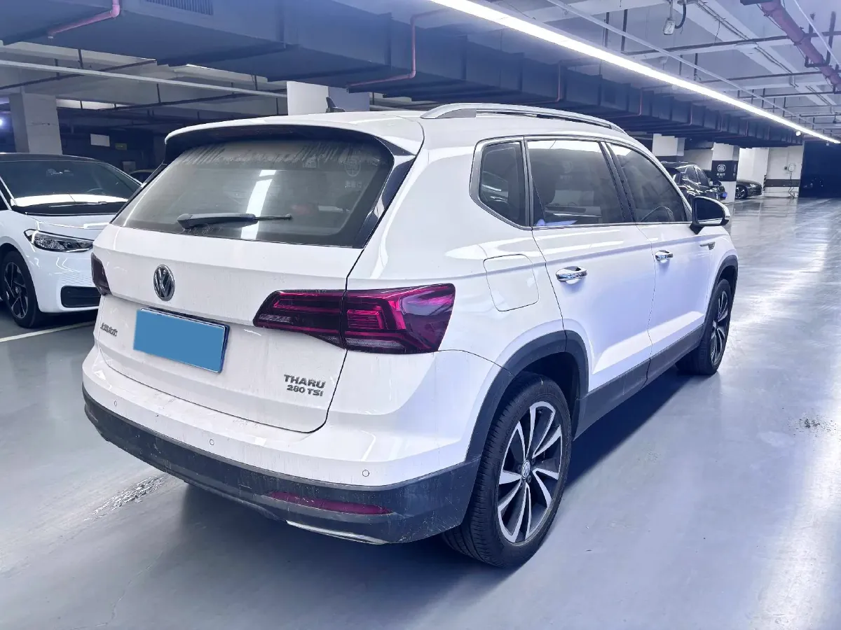 2019 MINI MINI 1.5T 102HP L3 7DCT,autocango,china used car exporter,china ev exporter,chinese used car exporter,chinese used ev exporter