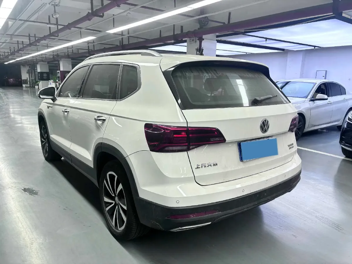 2019 MINI MINI 1.5T 102HP L3 7DCT,autocango,china used car exporter,china ev exporter,chinese used car exporter,chinese used ev exporter