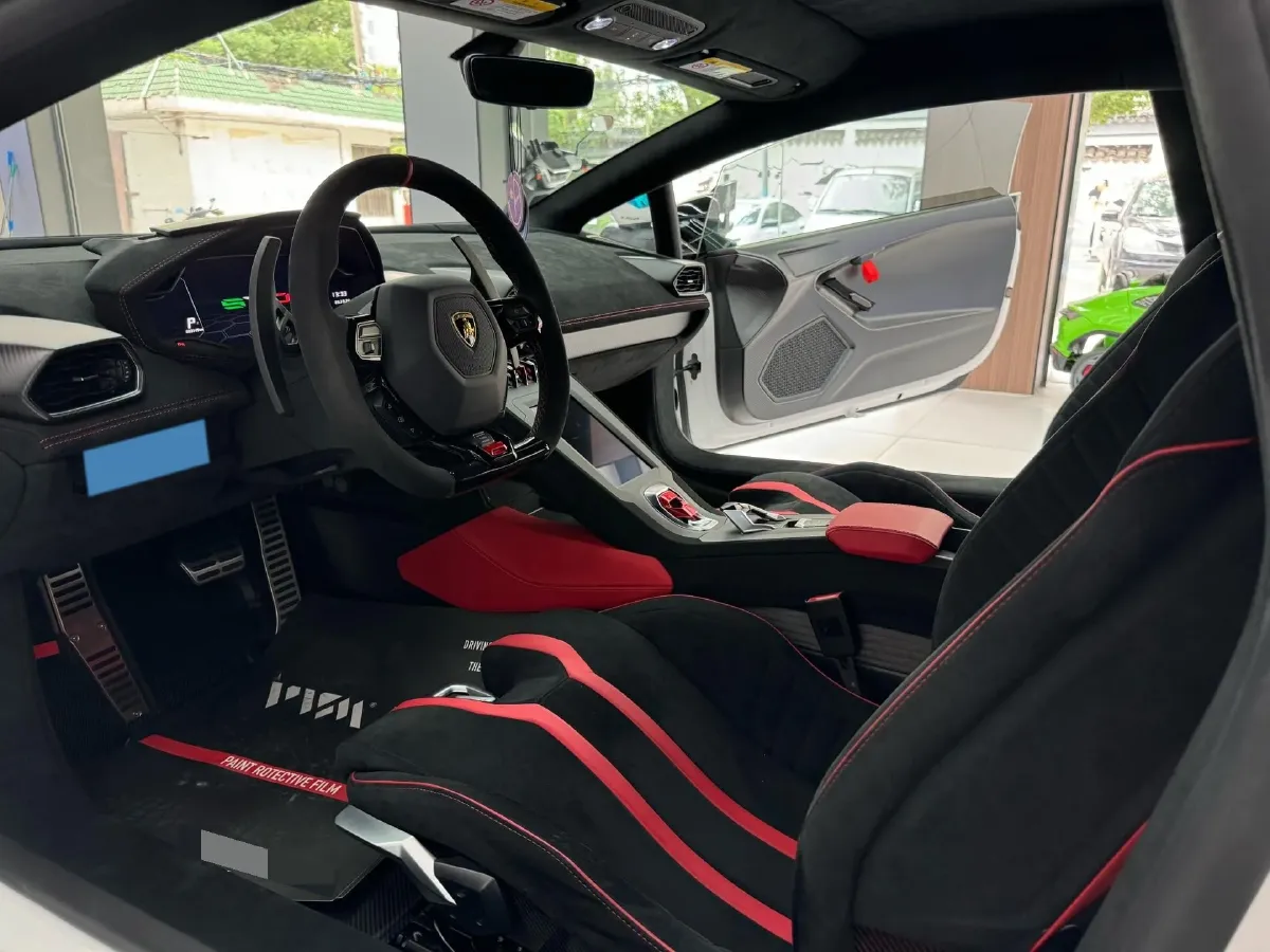 2021 Lamborghini Huracán 5.2L 640HP V10 7DCT,autocango,china used car exporter,china ev exporter,chinese used car exporter,chinese used ev exporter