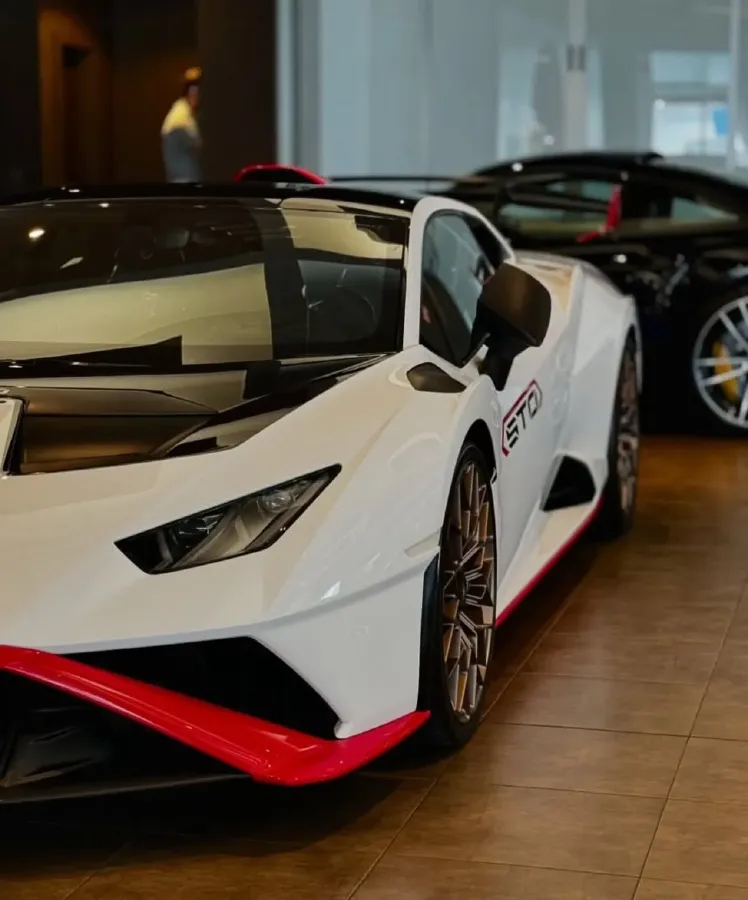 2021 Lamborghini Huracán 5.2L 640HP V10 7DCT,autocango,china used car exporter,china ev exporter,chinese used car exporter,chinese used ev exporter