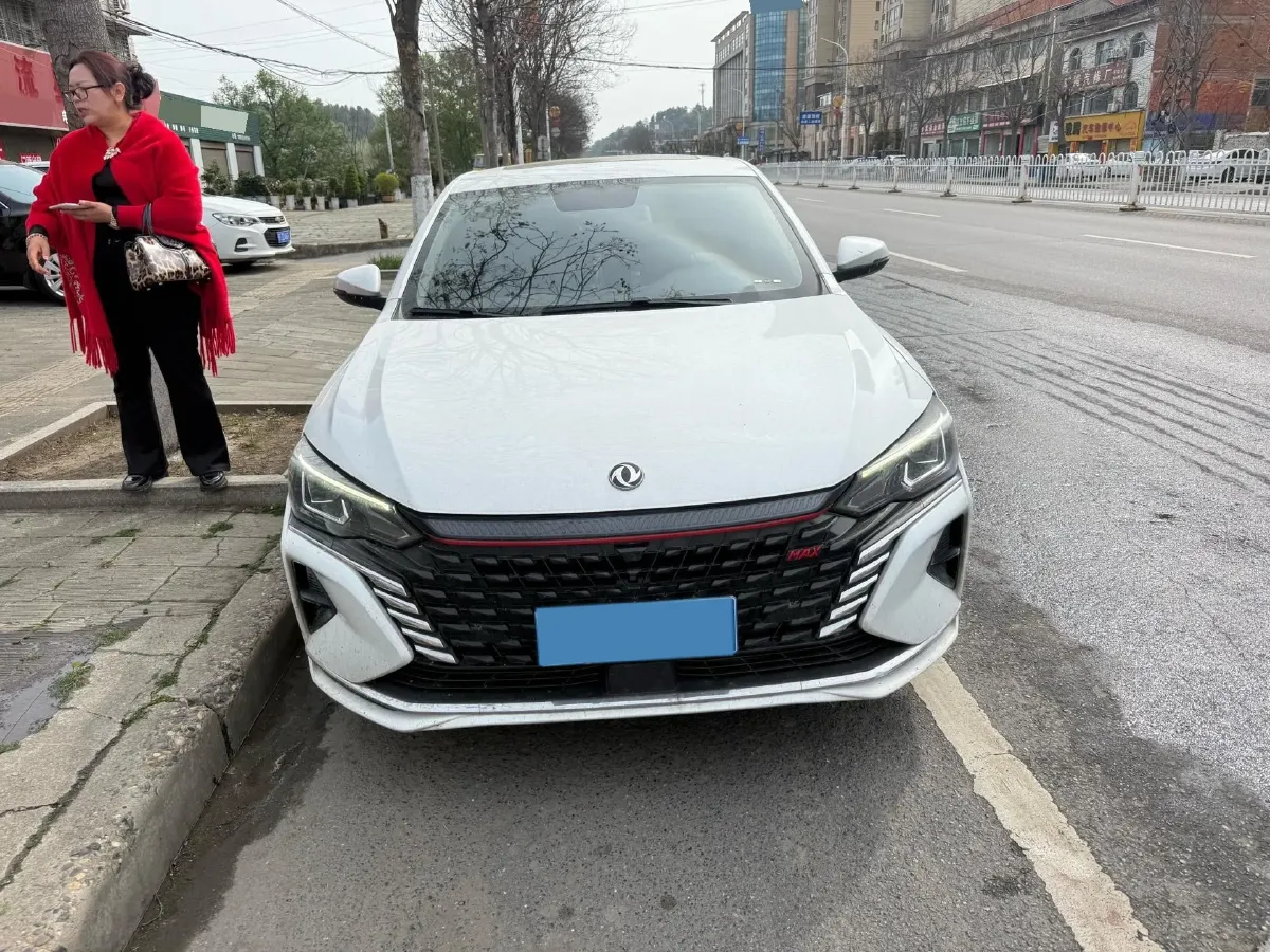 2021 DongFeng Aeolus YiXuan MAX 1.5T 190HP L4 7DCT,autocango,china used car exporter,china ev exporter,chinese used car exporter,chinese used ev exporter