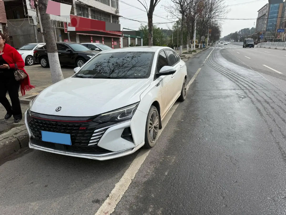 2021 DongFeng Aeolus YiXuan MAX 1.5T 190HP L4 7DCT,autocango,china used car exporter,china ev exporter,chinese used car exporter,chinese used ev exporter