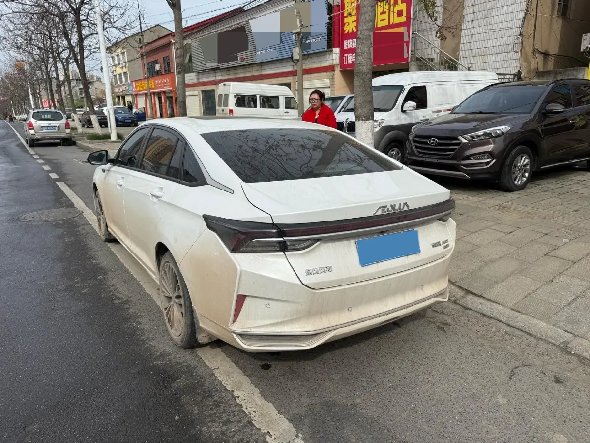 2021 DongFeng Aeolus YiXuan MAX 1.5T 190HP L4 7DCT,autocango,china used car exporter,china ev exporter,chinese used car exporter,chinese used ev exporter