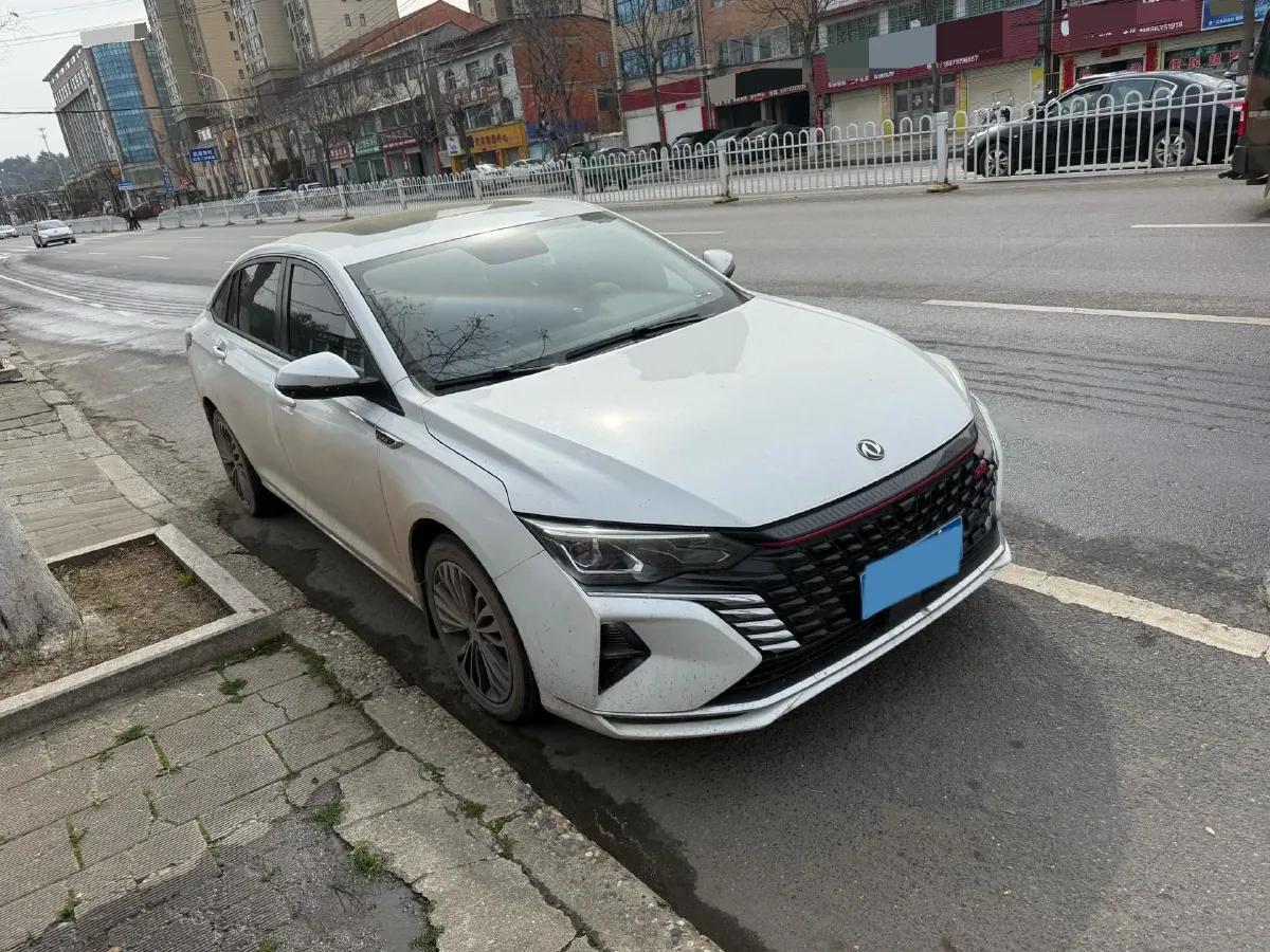 2021 DongFeng Aeolus YiXuan MAX 1.5T 190HP L4 7DCT,autocango,china used car exporter,china ev exporter,chinese used car exporter,chinese used ev exporter