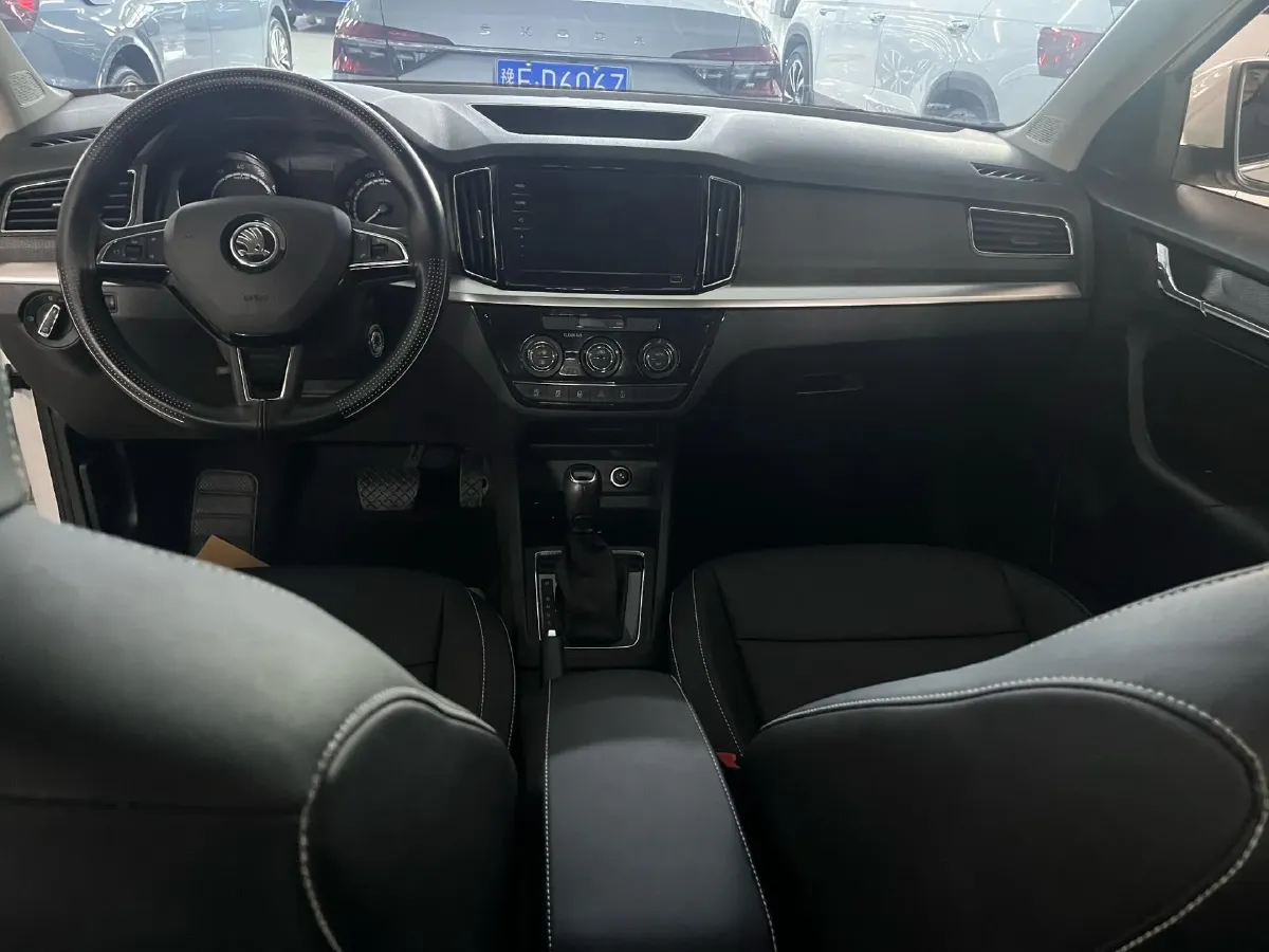 2021 Skoda Kamiq 1.5L 112HP L4 6AT,autocango,china used car exporter,china ev exporter,chinese used car exporter,chinese used ev exporter