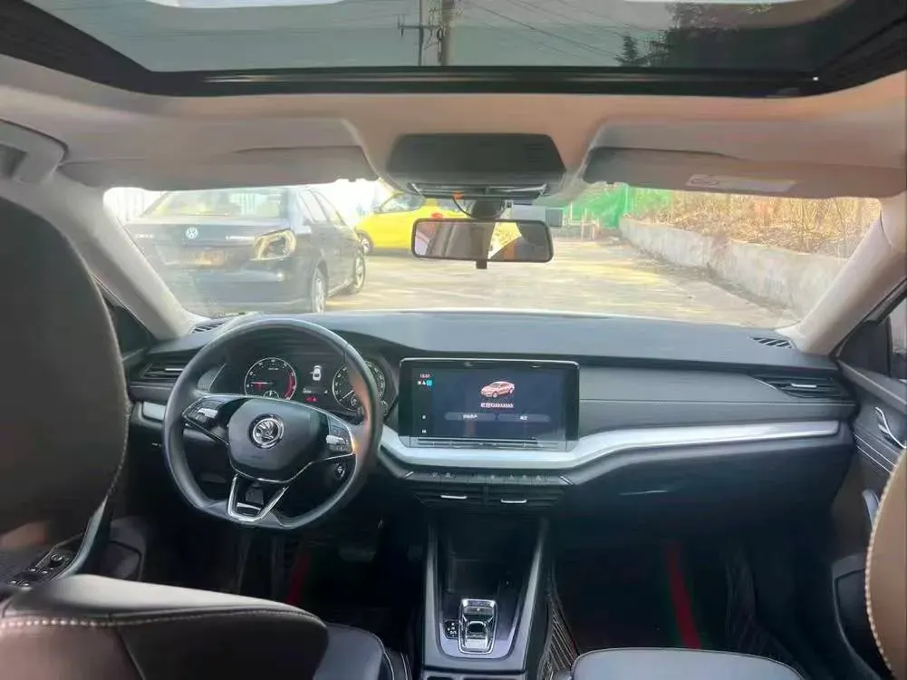 2020 Skoda Octavia 1.2T 116HP L4 7DCT,autocango,china used car exporter,china ev exporter,chinese used car exporter,chinese used ev exporter