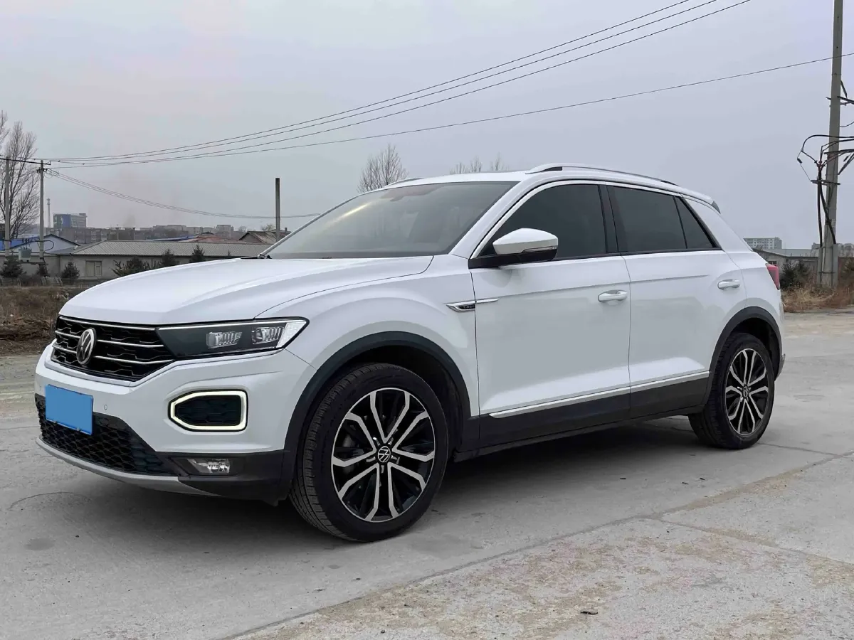 2021 Volkswagen T-Roc 1.4T 150HP L4 7DCT,autocango,china used car exporter,china ev exporter,chinese used car exporter,chinese used ev exporter