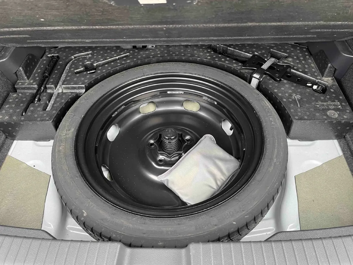 2021 Volkswagen T-Roc 1.4T 150HP L4 7DCT,autocango,china used car exporter,china ev exporter,chinese used car exporter,chinese used ev exporter