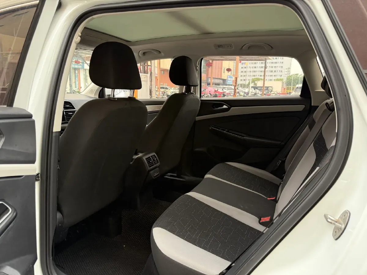 2023 Jetta VS7 1.4T 150HP L4 6AT,autocango,china used car exporter,china ev exporter,chinese used car exporter,chinese used ev exporter