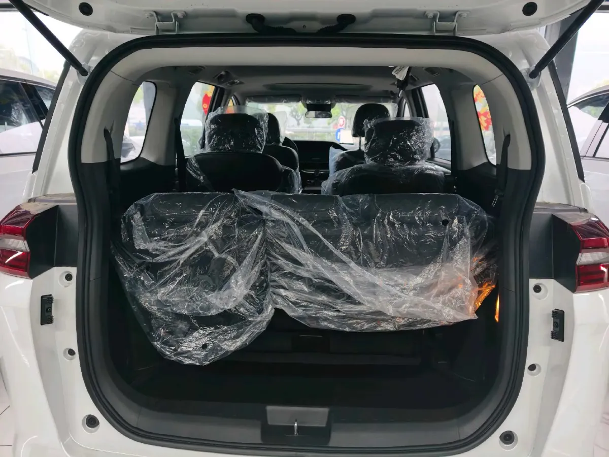 2023 GAC Trumpchi M6 1.5T 177HP L4 7DCT,autocango,china used car exporter,china ev exporter,chinese used car exporter,chinese used ev exporter