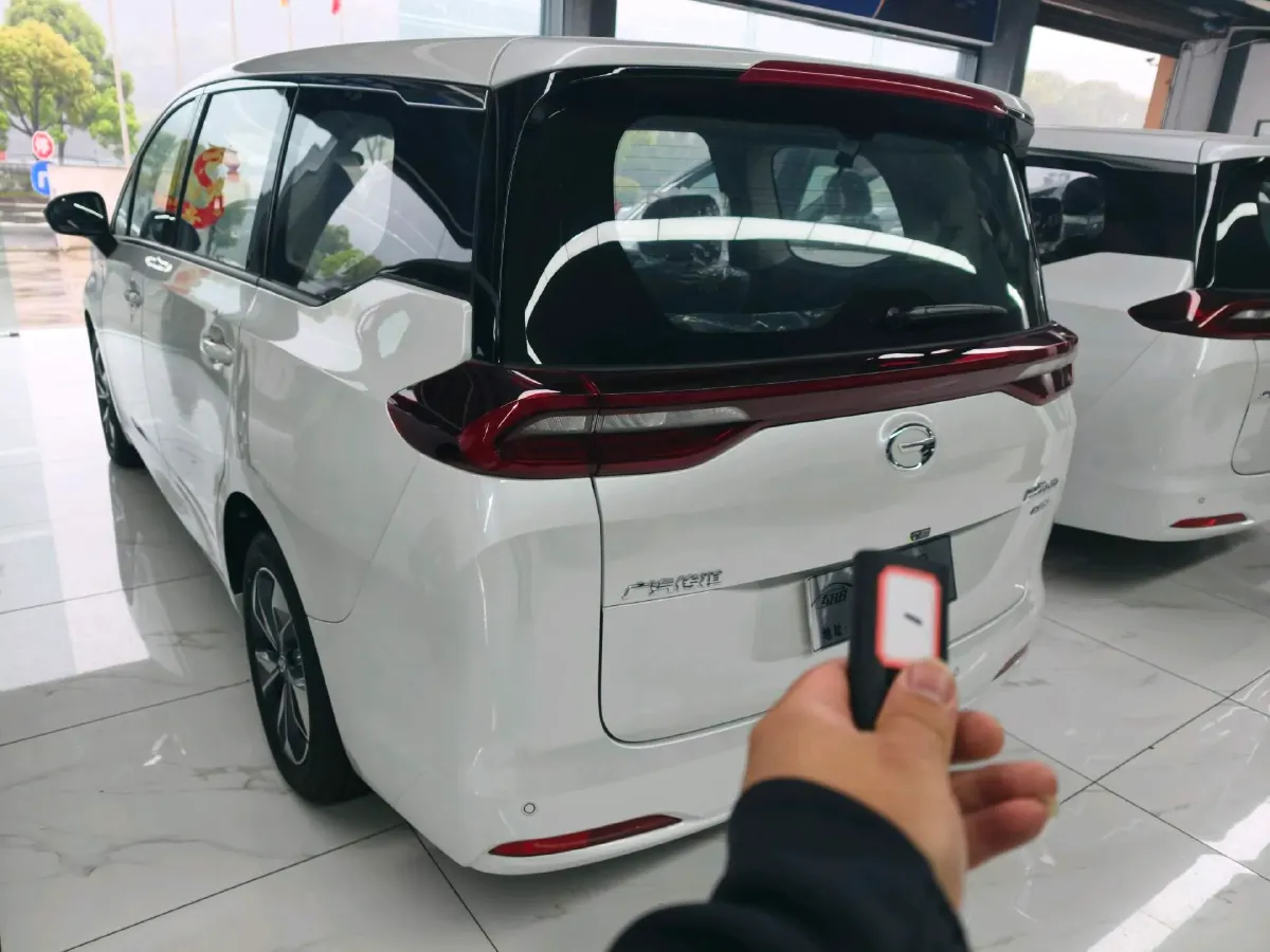 2023 GAC Trumpchi M6 1.5T 177HP L4 7DCT,autocango,china used car exporter,china ev exporter,chinese used car exporter,chinese used ev exporter