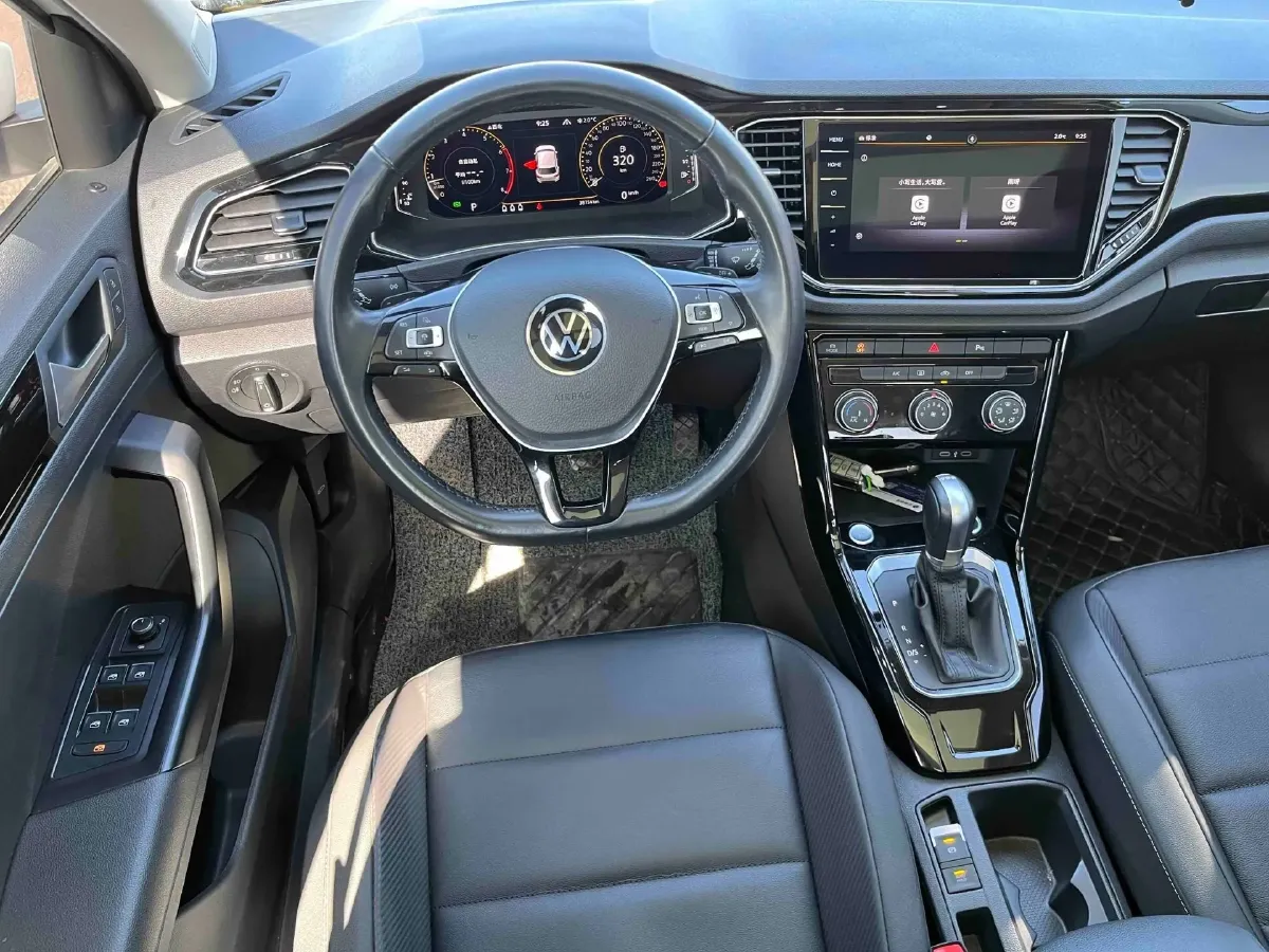 2022 Volkswagen T-Roc 1.4T 150HP L4 7DCT,autocango,china used car exporter,china ev exporter,chinese used car exporter,chinese used ev exporter