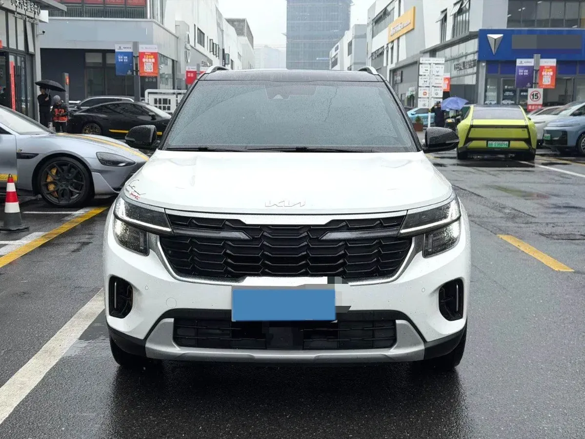 2023 Kia Seltos 1.5L 115HP L4 CVT,autocango,china used car exporter,china ev exporter,chinese used car exporter,chinese used ev exporter