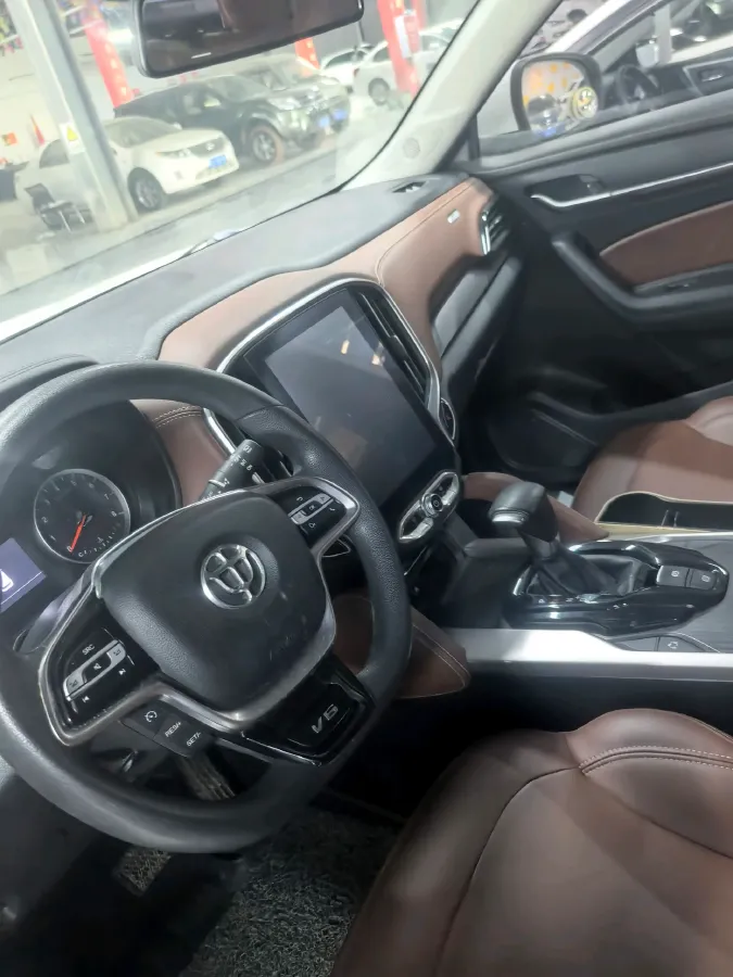 2018 Brilliance Auto V6 1.5T 150HP L4 7DCT,autocango,china used car exporter,china ev exporter,chinese used car exporter,chinese used ev exporter