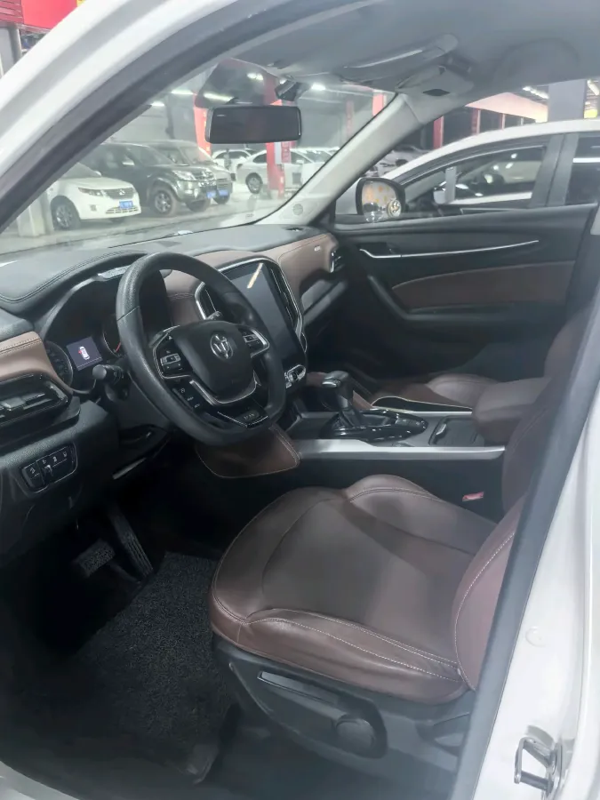 2018 Brilliance Auto V6 1.5T 150HP L4 7DCT,autocango,china used car exporter,china ev exporter,chinese used car exporter,chinese used ev exporter