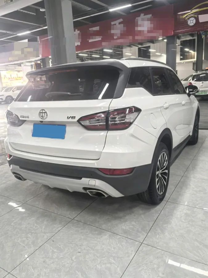2018 Brilliance Auto V6 1.5T 150HP L4 7DCT,autocango,china used car exporter,china ev exporter,chinese used car exporter,chinese used ev exporter