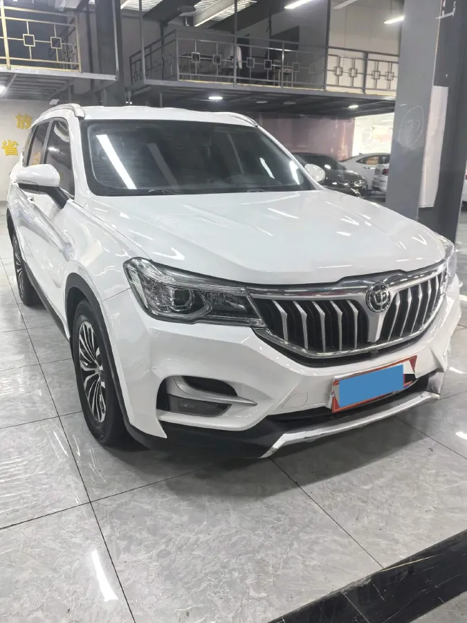 2018 Brilliance Auto V6 1.5T 150HP L4 7DCT,autocango,china used car exporter,china ev exporter,chinese used car exporter,chinese used ev exporter