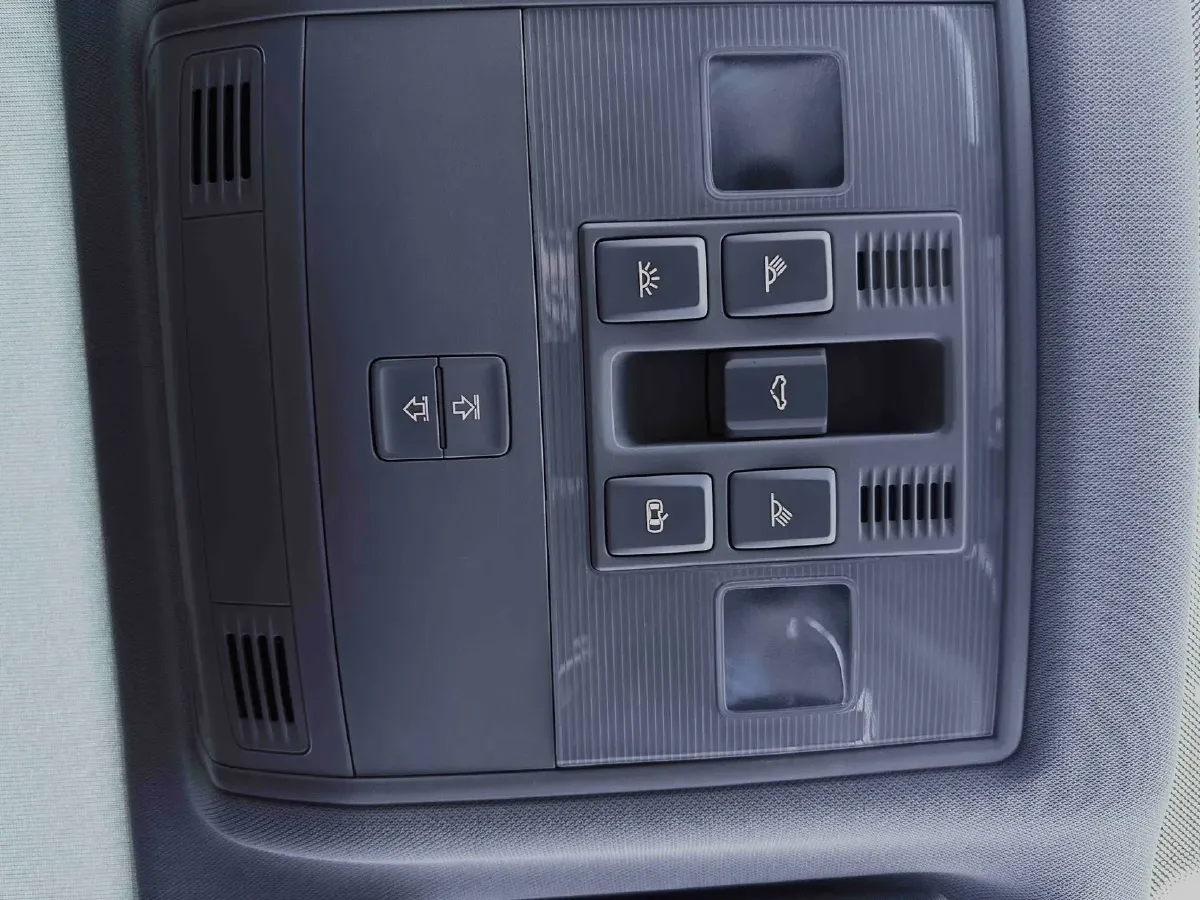 2023 Skoda Karoq 1.4T 150HP L4 7DCT,autocango,china used car exporter,china ev exporter,chinese used car exporter,chinese used ev exporter