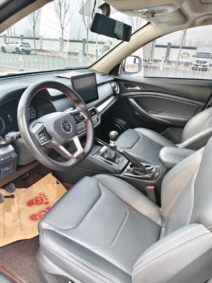 2020 BYD Song 1.5T 160HP L4 6MT,autocango,china used car exporter,china ev exporter,chinese used car exporter,chinese used ev exporter