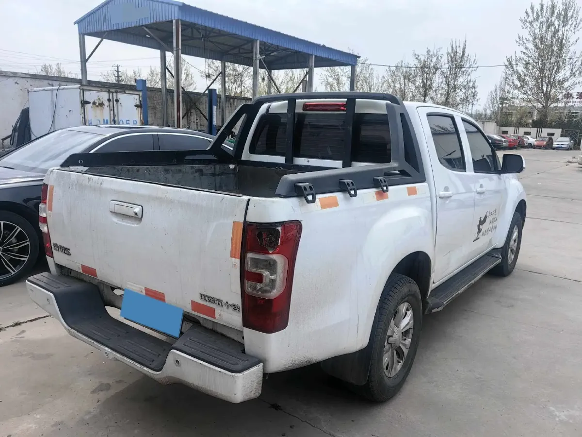 2019 Isuzu LingTuo 2.5T 129HP L4 6MT,autocango,china used car exporter,china ev exporter,chinese used car exporter,chinese used ev exporter