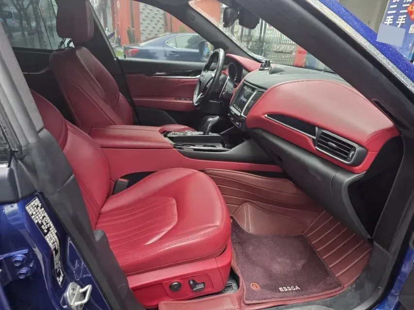 2019 Maserati Levante 3.0T 350HP V6 8AT,autocango,china used car exporter,china ev exporter,chinese used car exporter,chinese used ev exporter